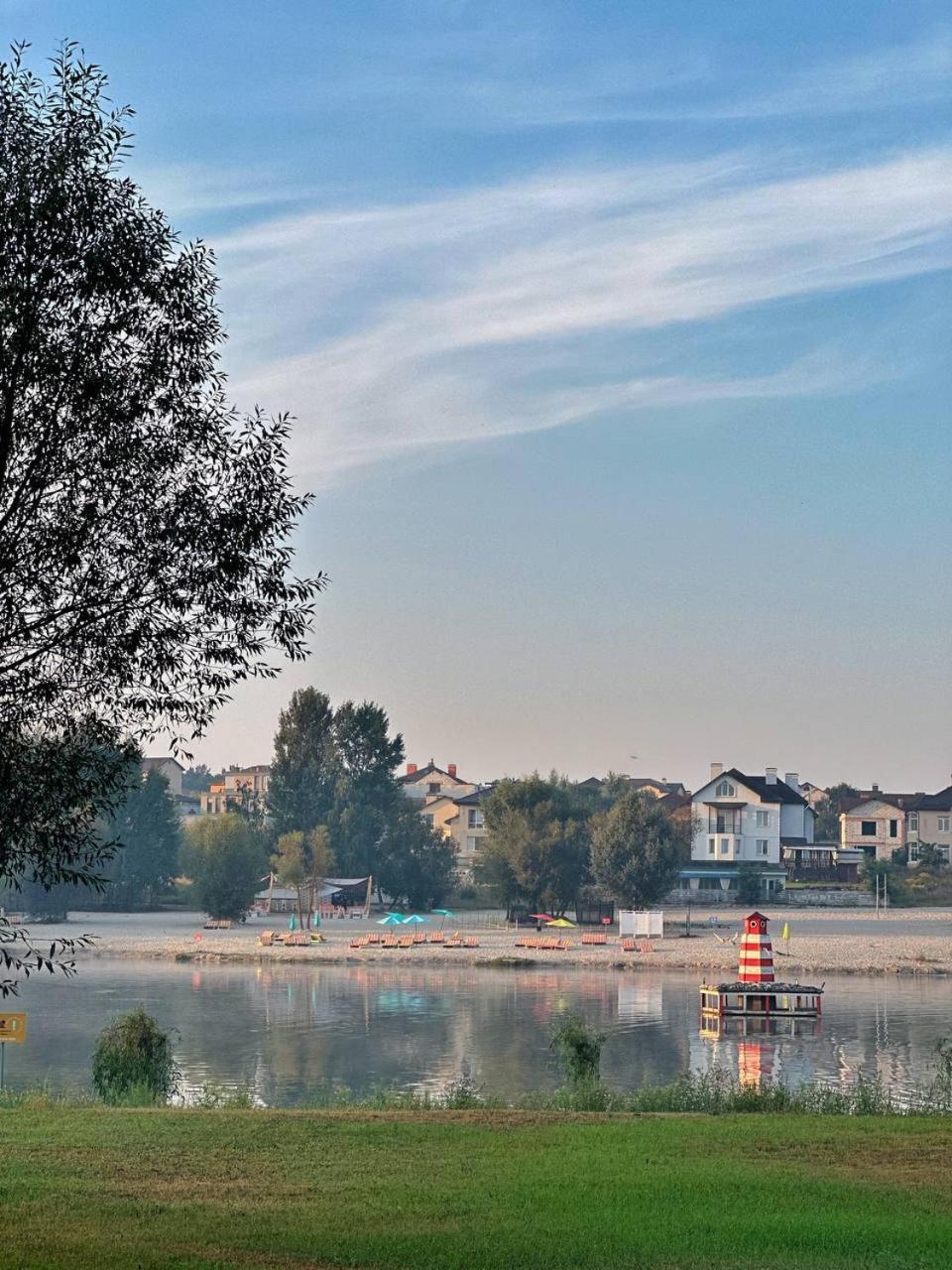 Sherwood Lake Hotel Berezovka  Ngoại thất bức ảnh